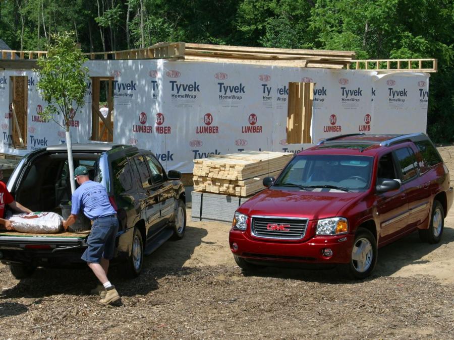  GMC Envoy XUV 2004 года  (фото 4 из 17)
